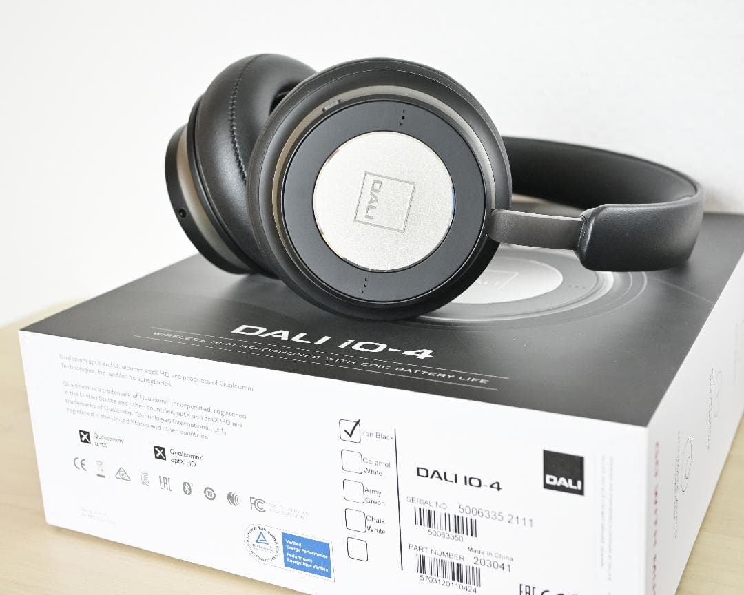 ヘッドホン DALI iO-4