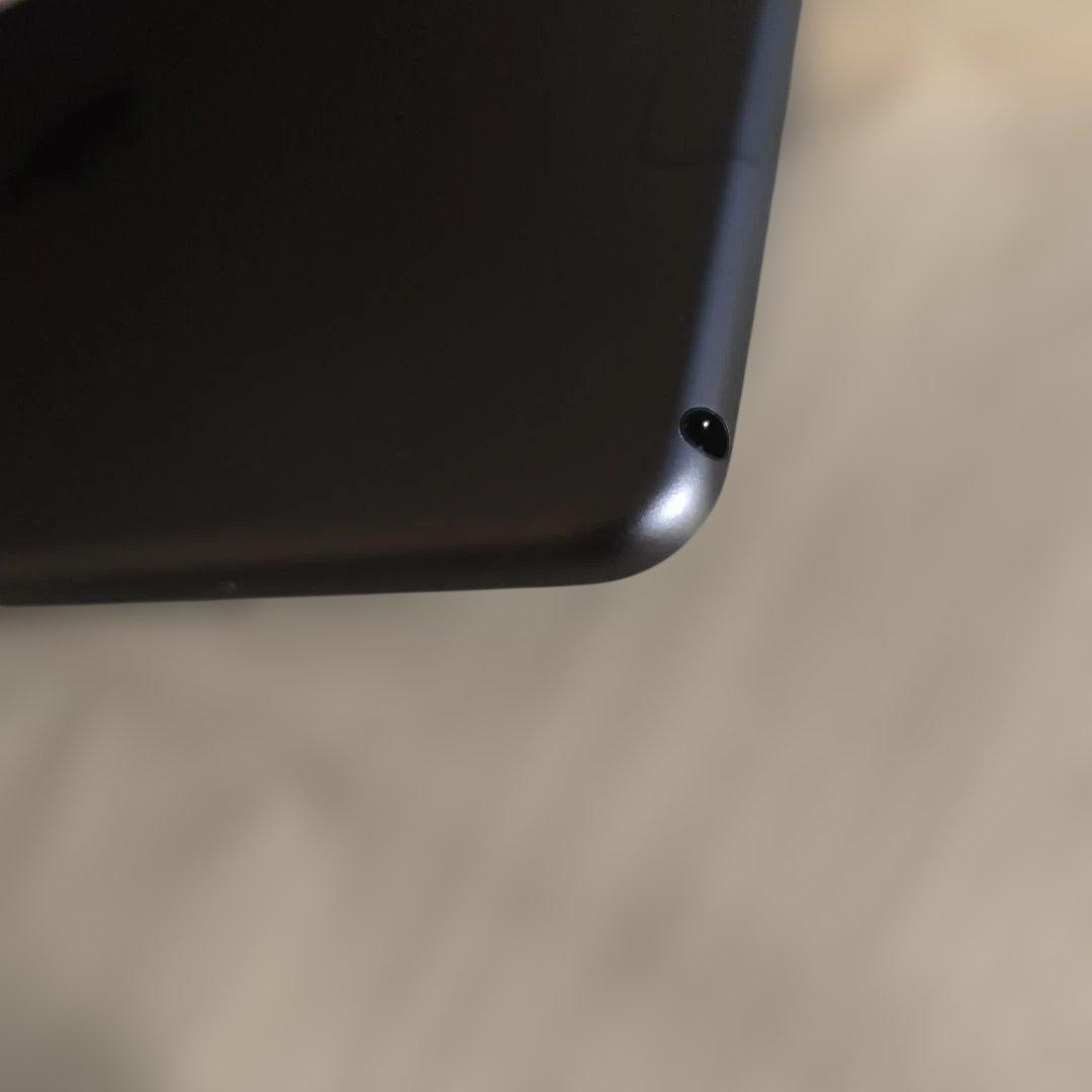 ゴ*ー様 Pad Air第3世代/64GBスペースグレイWi-Fi+Cellul