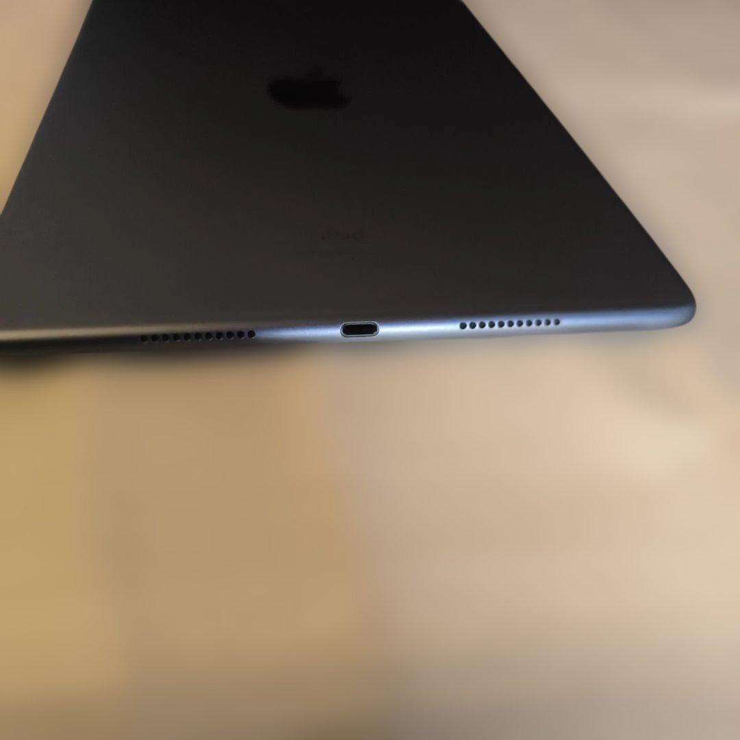 ゴ*ー様 Pad Air第3世代/64GBスペースグレイWi-Fi+Cellul