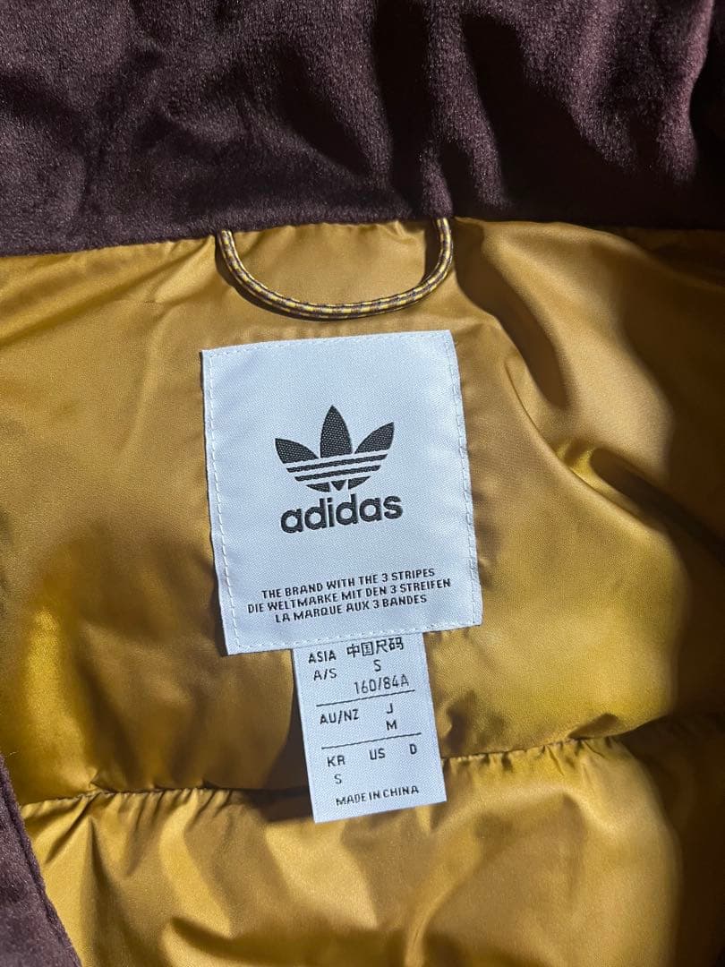 アディダス　VELVET DOWN JKT 韓国限定　S ブラウン