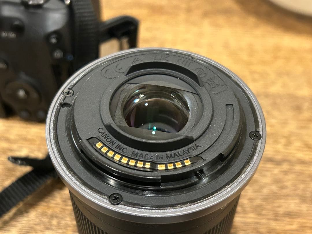 Canon EOS R7 ミラーレス一眼 18-150mmレンズ付き