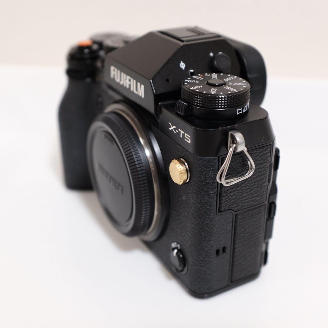 富士フイルム FUJIFILM X-T5 多言語モデル / グリップ付き