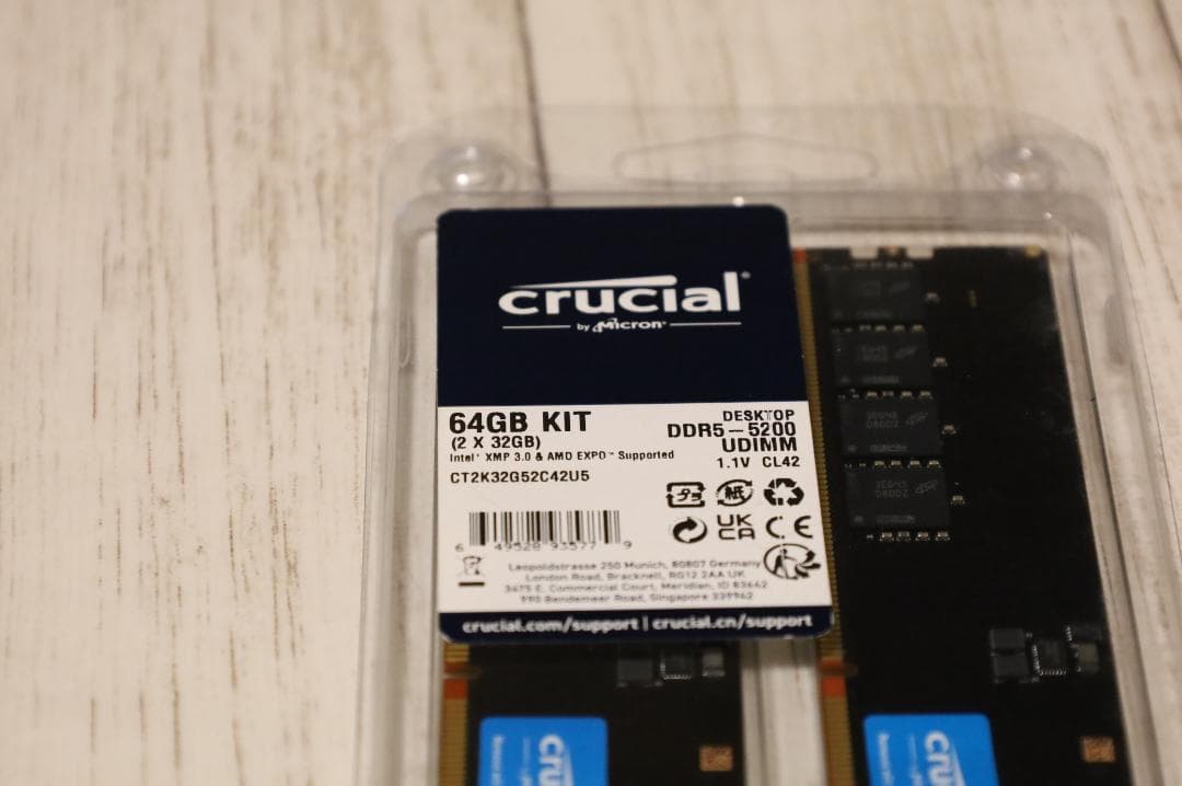 Crucial 64GB DDR5-5200 デスクトップメモリ（32GBx2枚