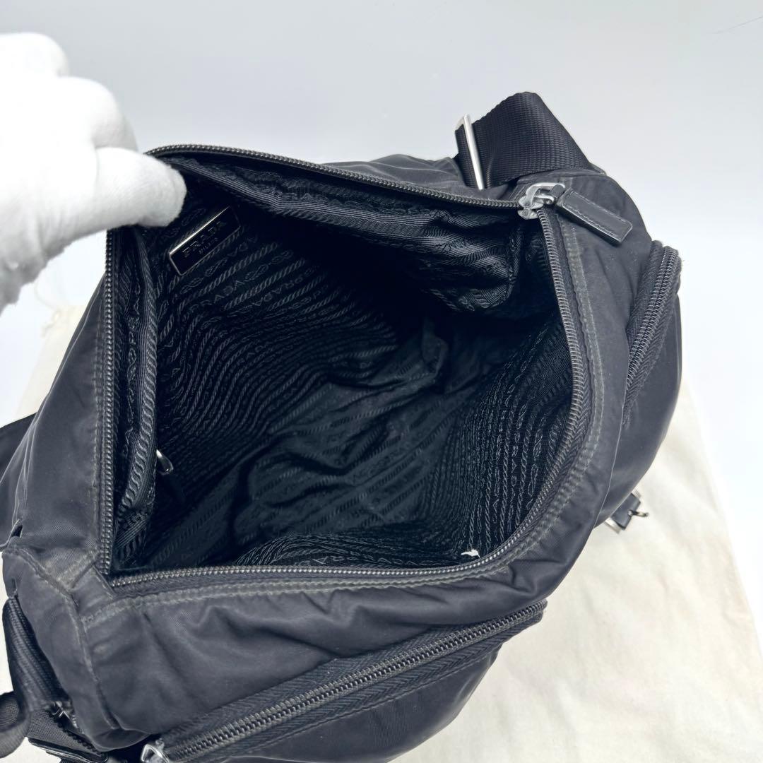 【近年モデル✨】プラダ メッセンジャーバッグ テスートナイロン レザー 黒