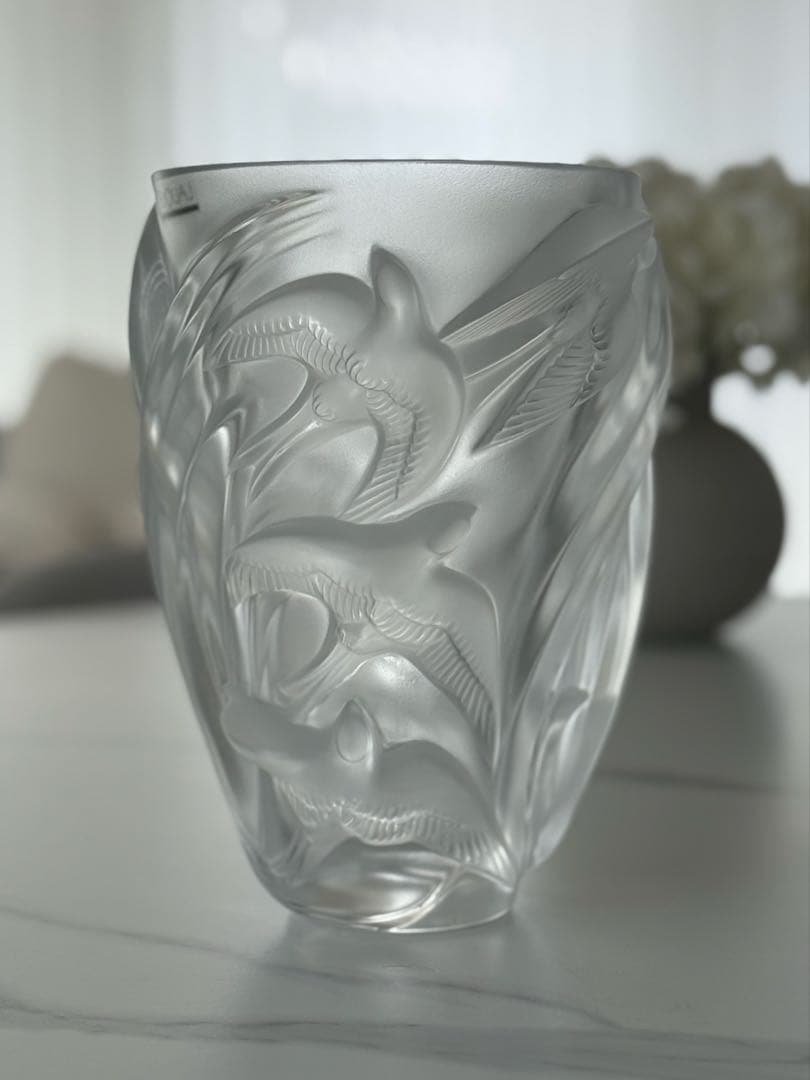 LALIQUE クリスタルガラス 花瓶　フラワーベース