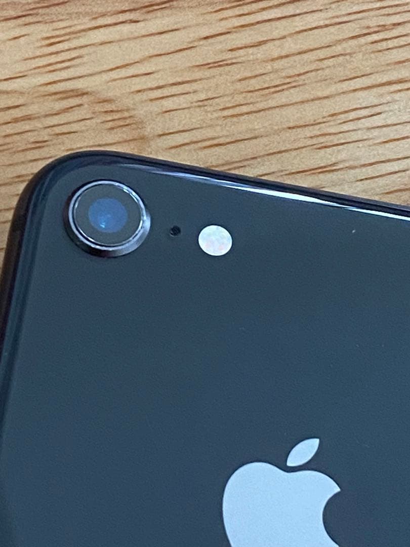 Apple iPhone 8 ブラック64GB