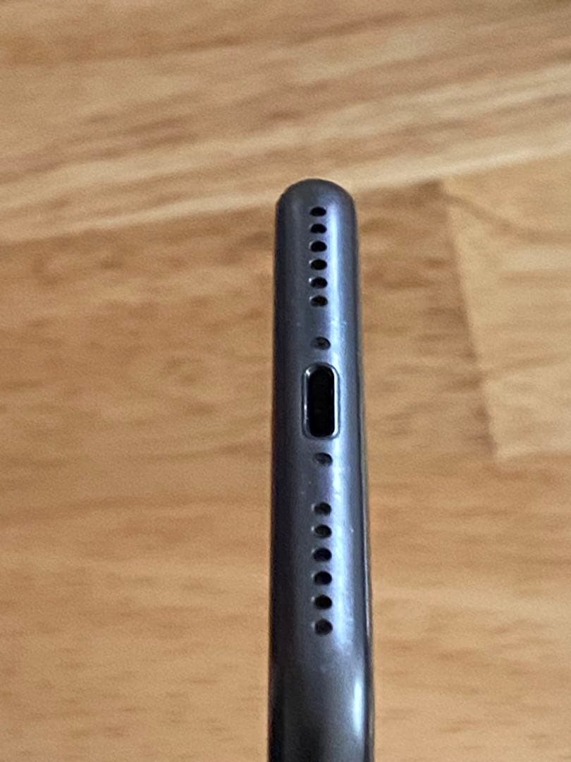 Apple iPhone 8 ブラック64GB