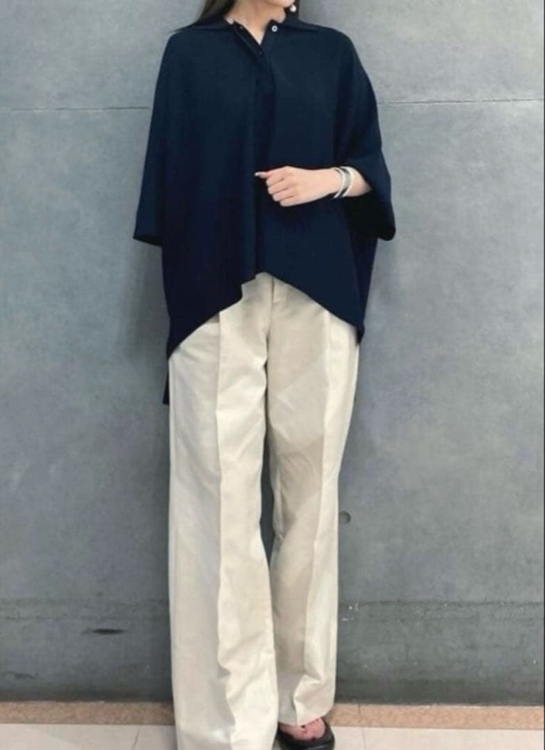 極美品 アドーア ポロニット オーバーサイズニット ダークネイビー ポンチョ