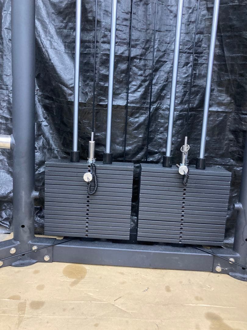 amema　直接引取り　スミスマシン　ケーブル136kgウエイトスタック