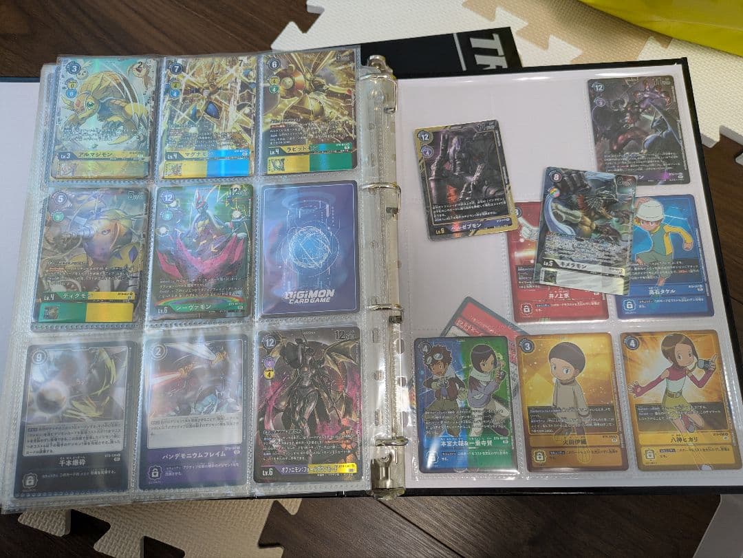 デジモンカードゲーム バインダー 収録カード コレクション引退品