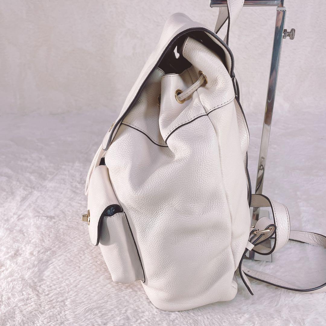 【美品】 COACH コーチリュック レザー ターンロック ホワイト