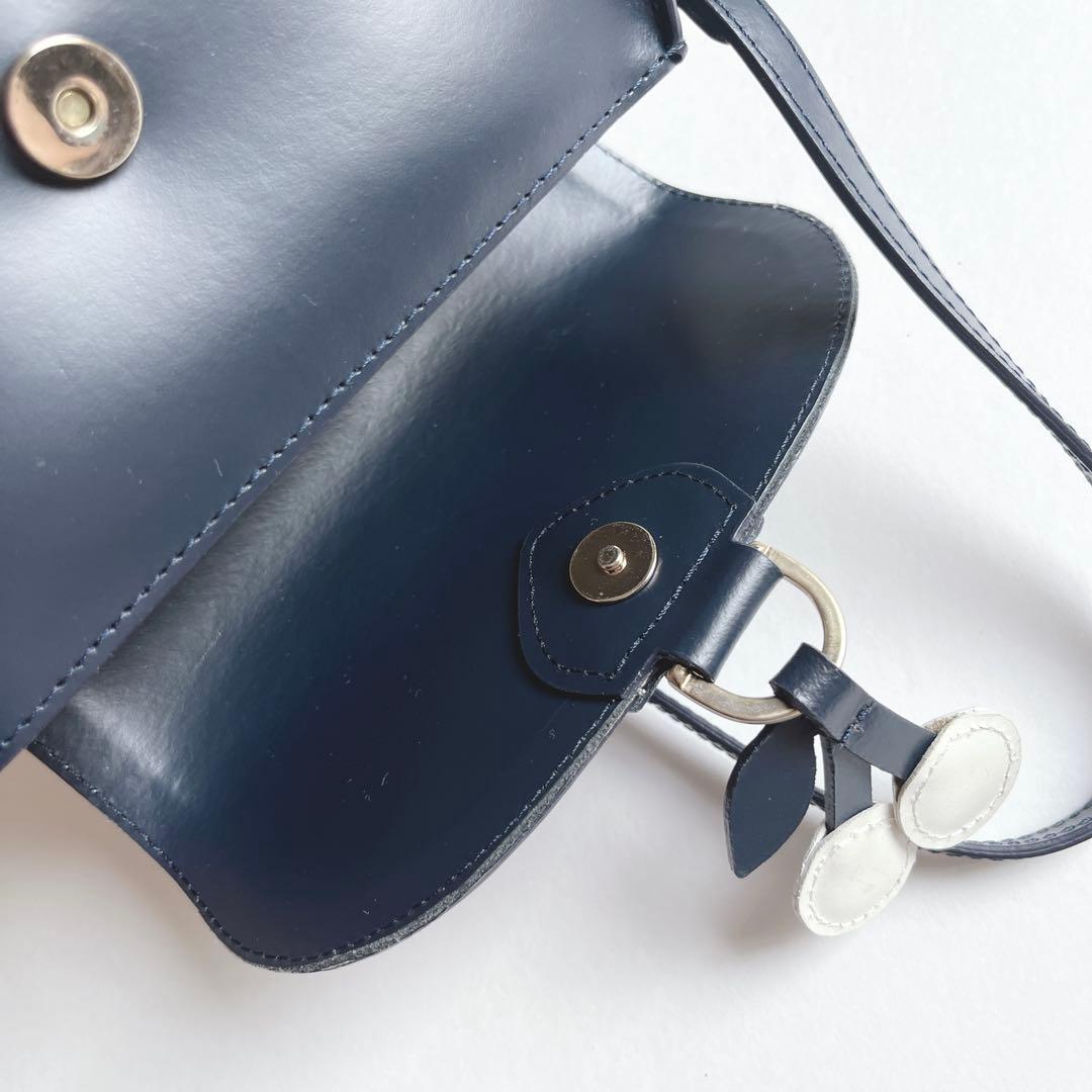 ボンポワン　ショルダーバッグ　ネイビー