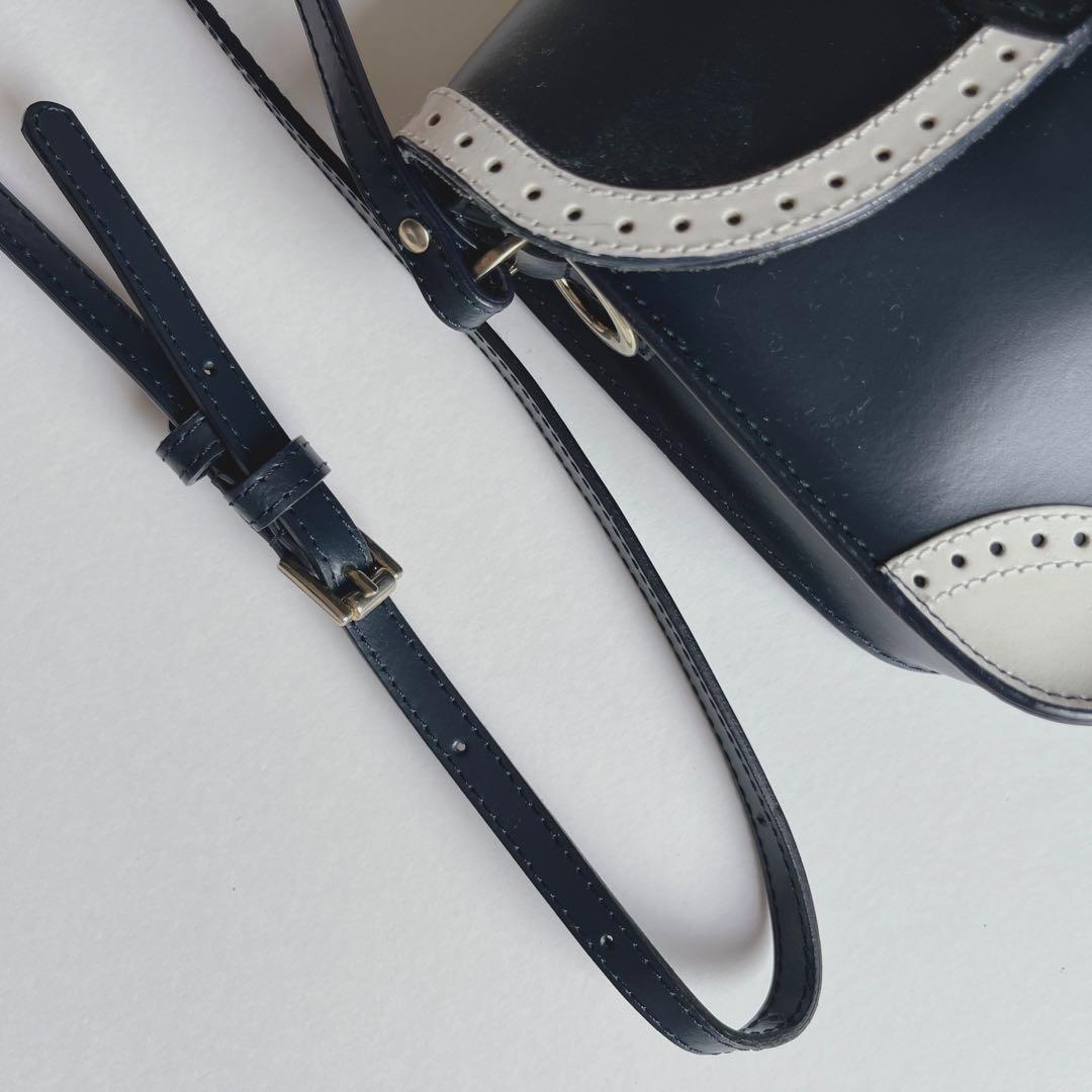 ボンポワン　ショルダーバッグ　ネイビー