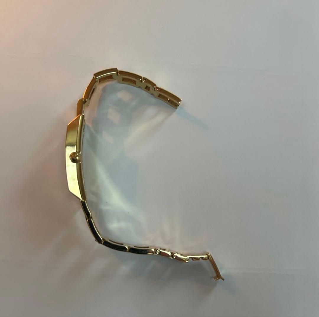 グッチGUCCI.110Gゴールド腕時計(新品電池稼働品)