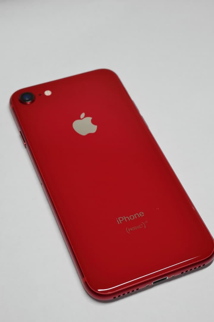 iPhone 8 64GB レッド (本体のみ)