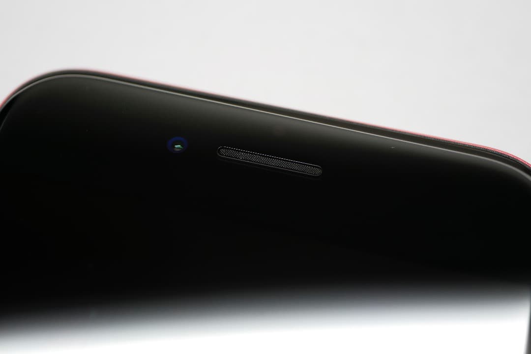 iPhone 8 64GB レッド (本体のみ)