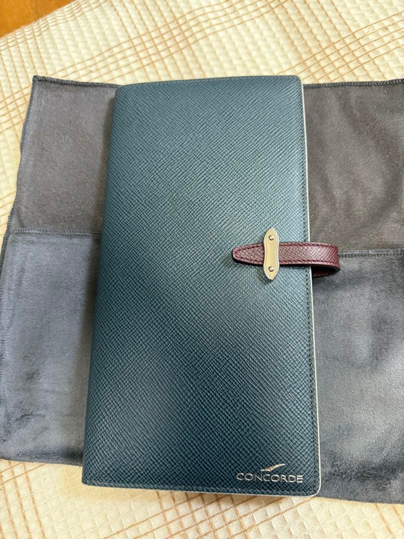 GLOBE TROTTER CONCORDE パスポートケース ダークグリーン