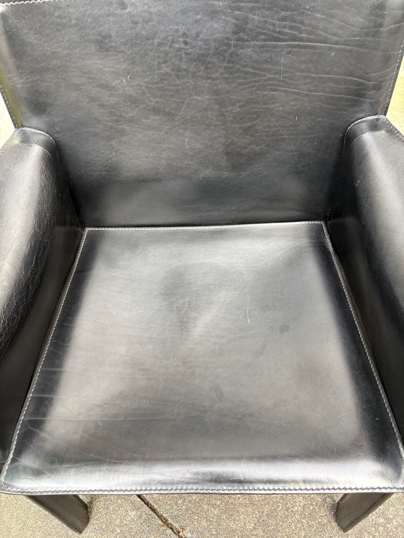 Italia BUSNELLI 本革　アームチェア