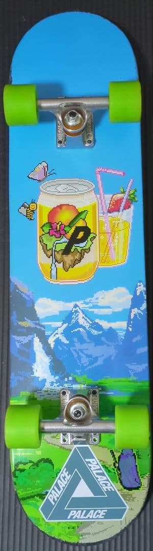r*3様 スケートボード スケボー palace
