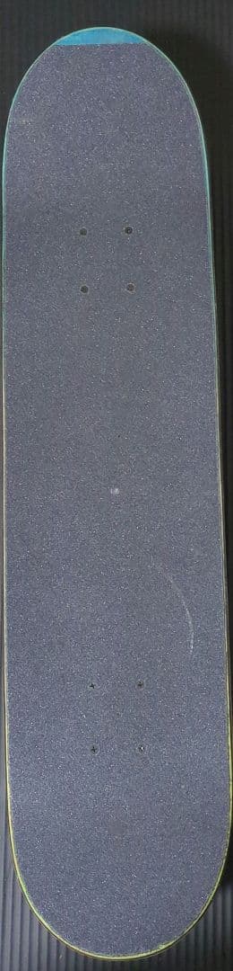 r*3様 スケートボード スケボー palace