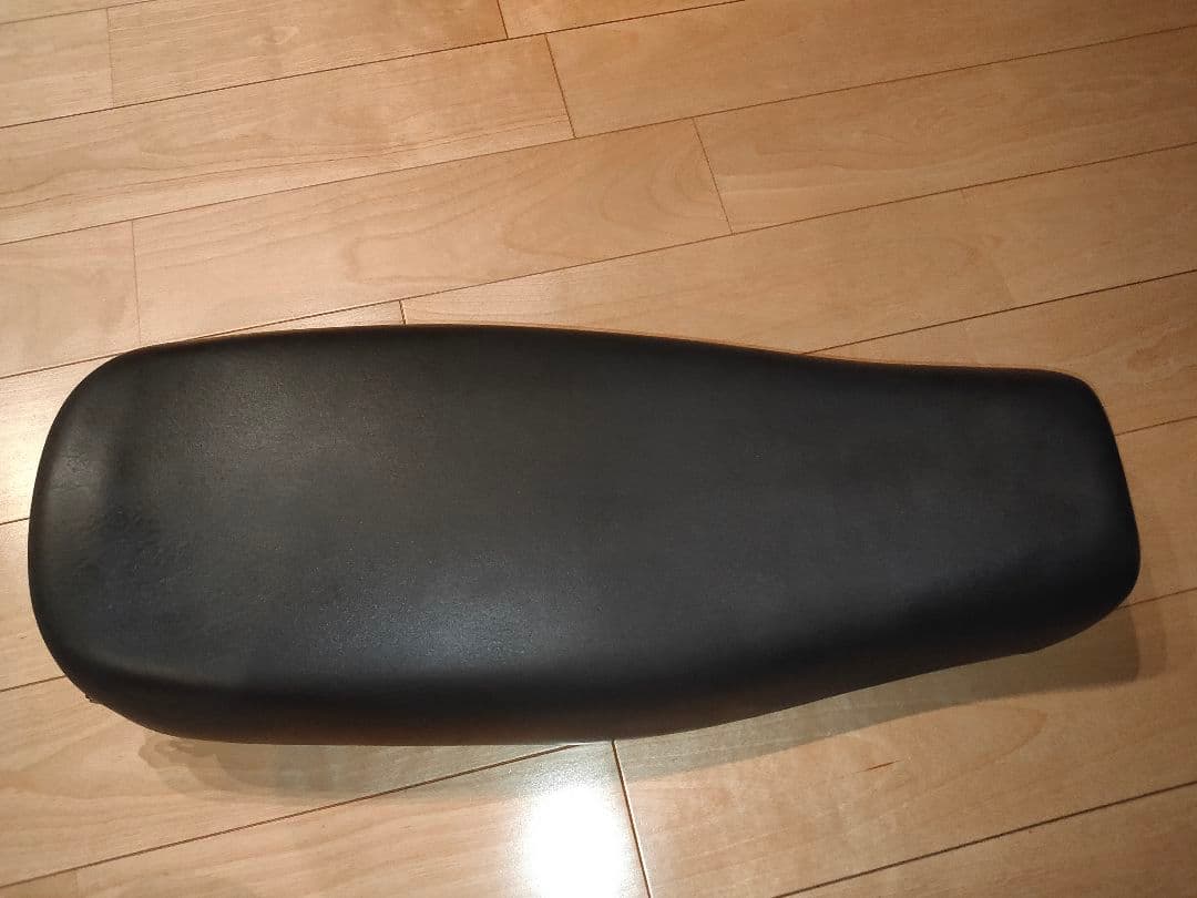 スズキ グラストラッカービックボーイ BB 250 純正シート NJ47A