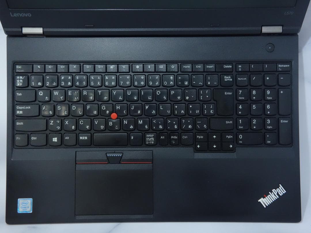 レノボThinkPad L570 i5 6200U 8GB 新品SSD256GB