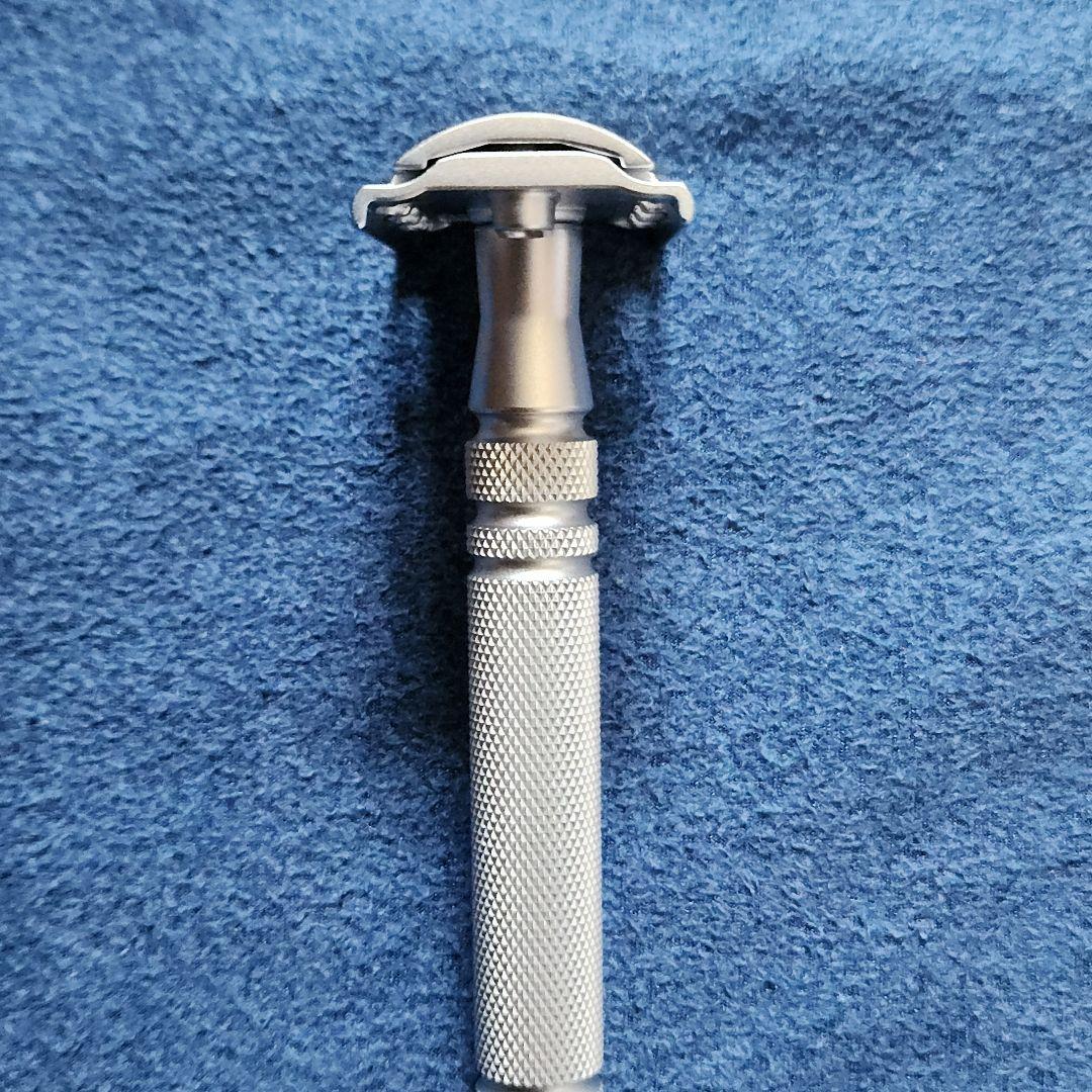 FEATHER 特撰 両刃オールステンレスレザー　フェザー 両刃カミソリ