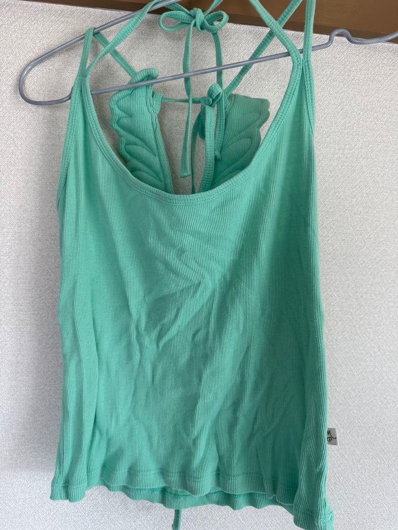 newjensハニ着用 maroske peech angelキャミソール