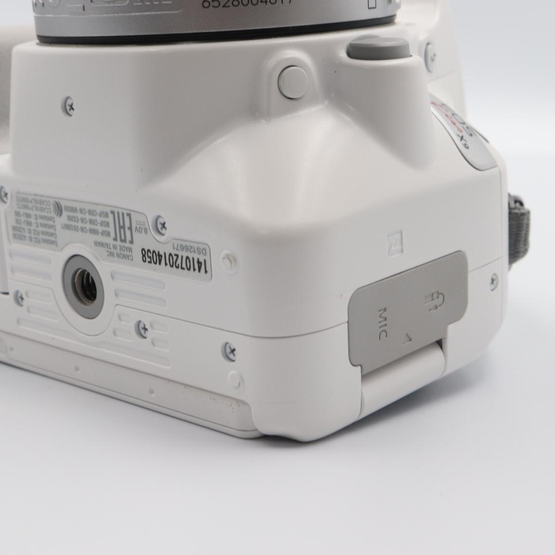 【希少色】【ほぼ未使用】Canon EOS Kiss X9 一眼レフ ホワイト
