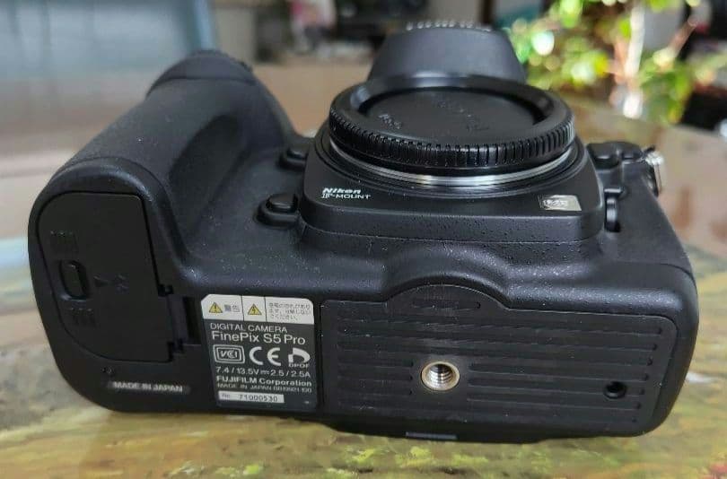 FUJIFILM S5 Proデジタル一眼レフ　Nikon Zoomレンズ　一式