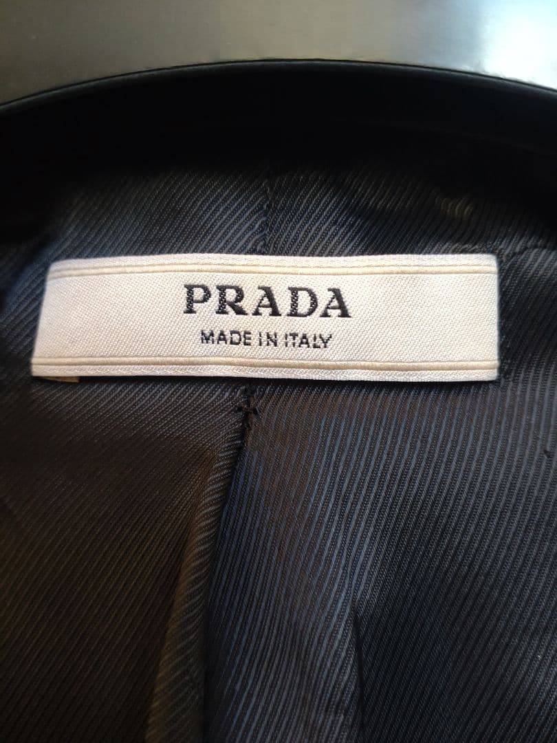 PRADA　プラダ　レディース　ショートダッフルコート（中古）ファー付き