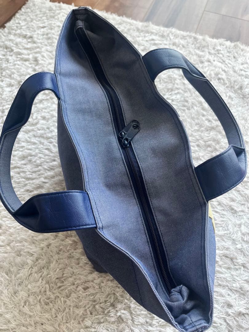 familiar 【美品】デニム地トートバッグ マチ付き ファスナー付き