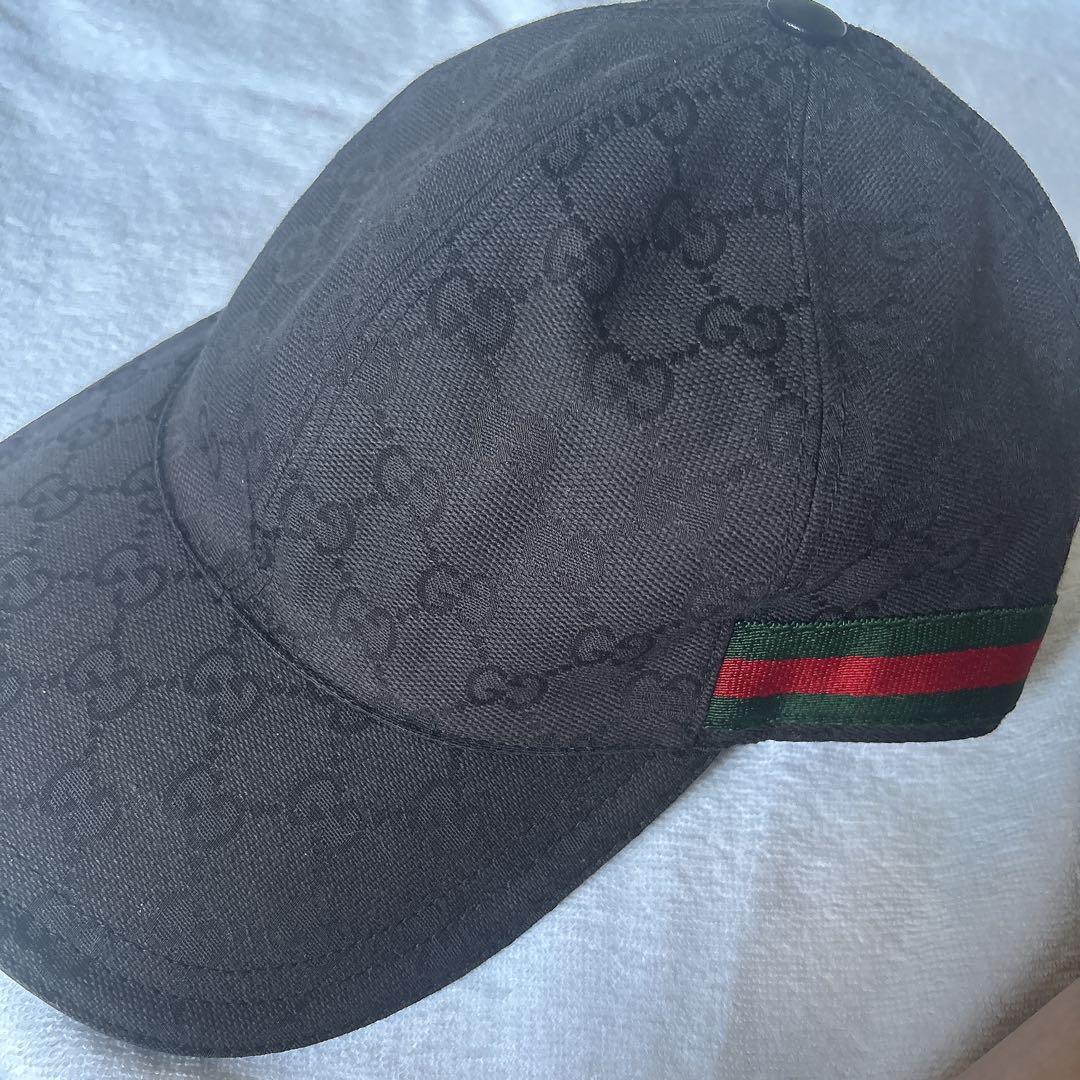 Gucci ブラック GGベースボールキャップ S