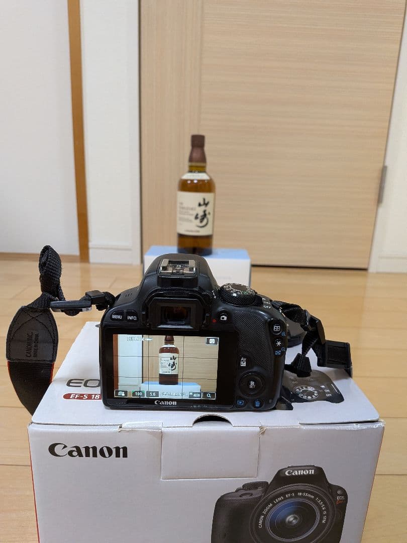 Canon デジタル一眼レフカメラ EOS Kiss X7 レンズキット