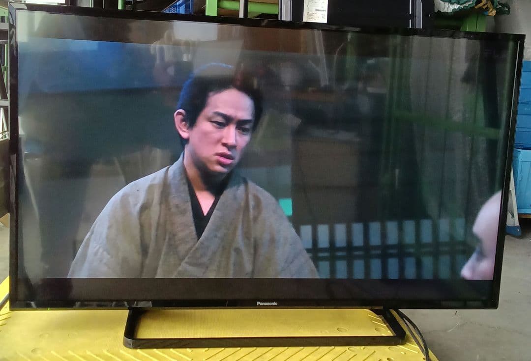 43インチ液晶テレビ Panasonic TH-43F300HT2020年製 ⑪