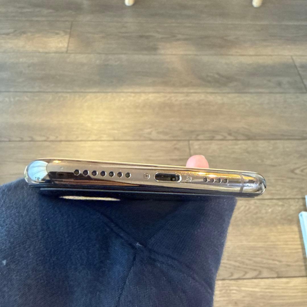 iPhone11pro max 64GBゴールド