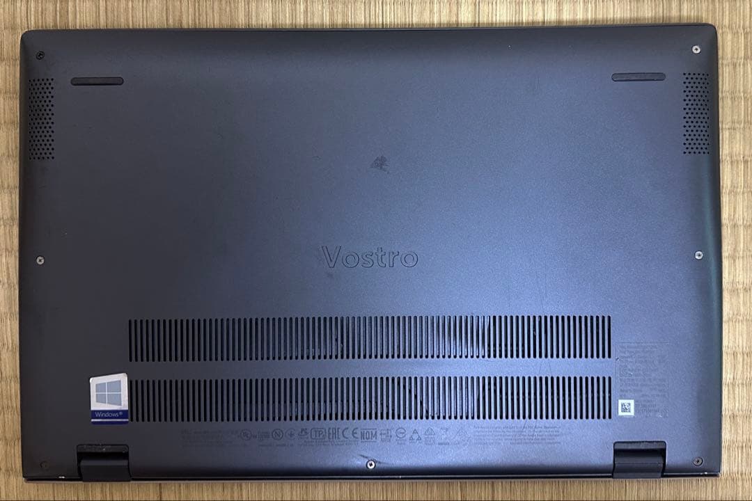 Dell Vostro 5300. Core i5-10210u. メモリ8gb