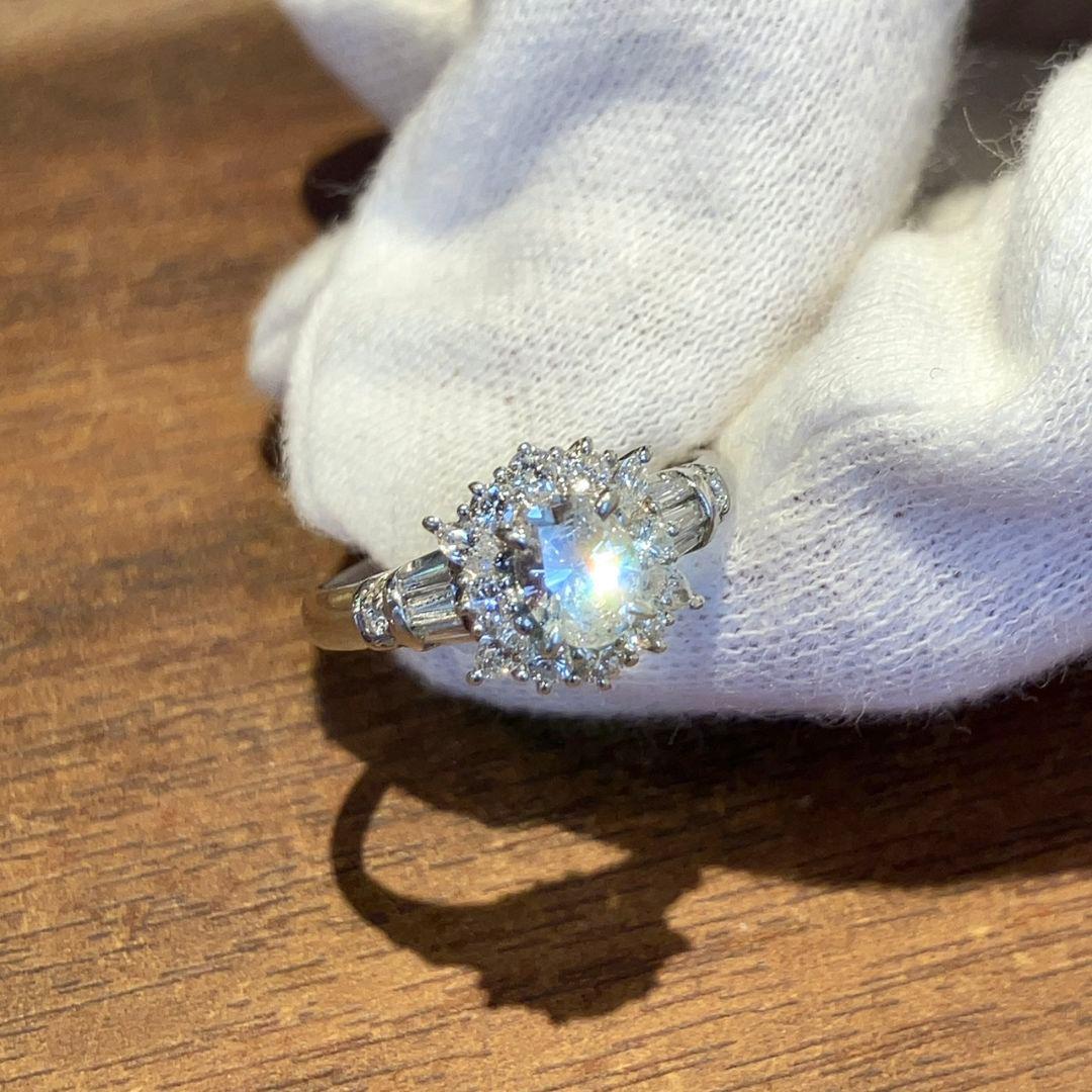 Pt900 天然ダイヤモンド 合計1.11ct 豪華 ヘイロー オーバル リング