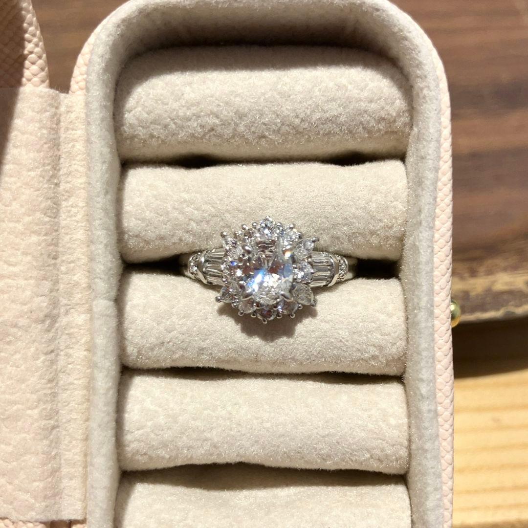 Pt900 天然ダイヤモンド 合計1.11ct 豪華 ヘイロー オーバル リング