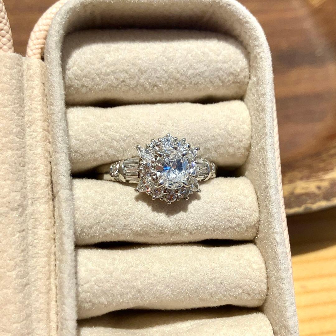 Pt900 天然ダイヤモンド 合計1.11ct 豪華 ヘイロー オーバル リング