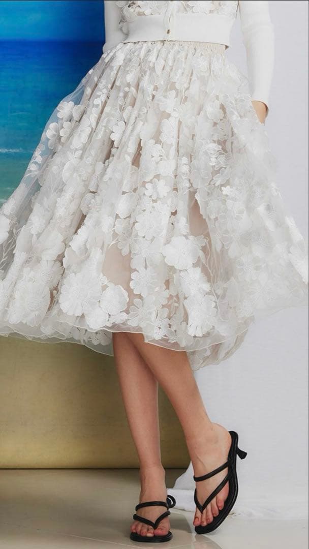 ピ*ケ様 Sov. / フラワーレース　ボリュームスカート　パニエ無し