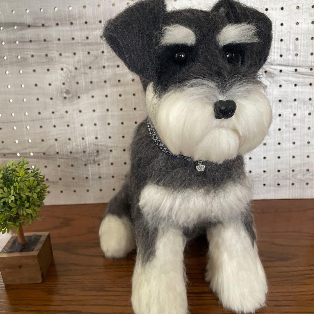羊毛フェルト　ミニチュアシュナウザー　ブラック&シルバーちゃん　BIGサイズ