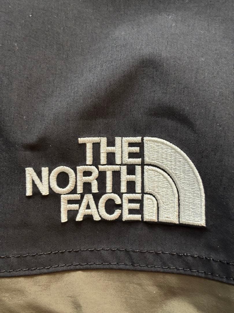 THE NORTH FACEマウンテンライトジャケット