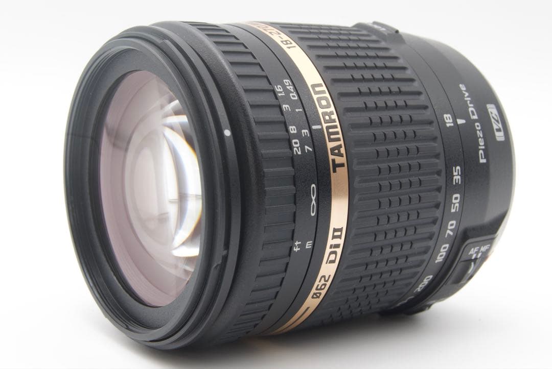 これ1台で全部撮れるキャノンKiss X8i＋18-270mm高倍率ズームセット