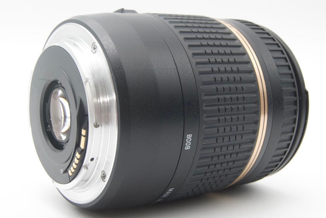 これ1台で全部撮れるキャノンKiss X8i＋18-270mm高倍率ズームセット