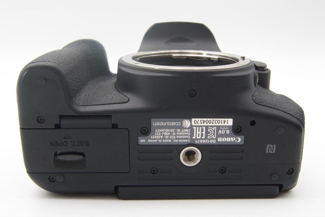 これ1台で全部撮れるキャノンKiss X8i＋18-270mm高倍率ズームセット