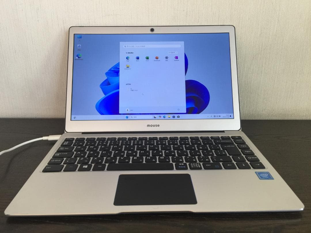 マウス MB11ESV 13.3インチフルHD 軽量・コンパクトノートパソコン