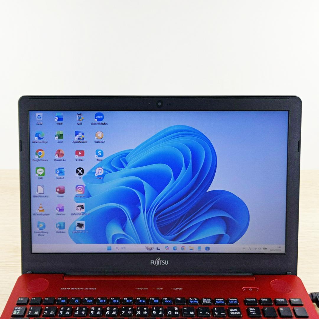 快適SSD256GB Win11 メモリ8GB 富士通ノートパソコン カメラ付き