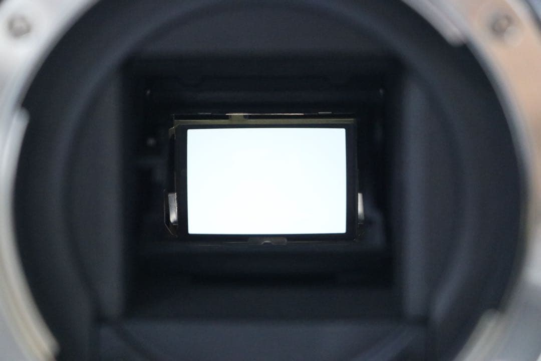 超美品　【Canon EOS Kiss X9i トリプルレンズセット】 安心取引