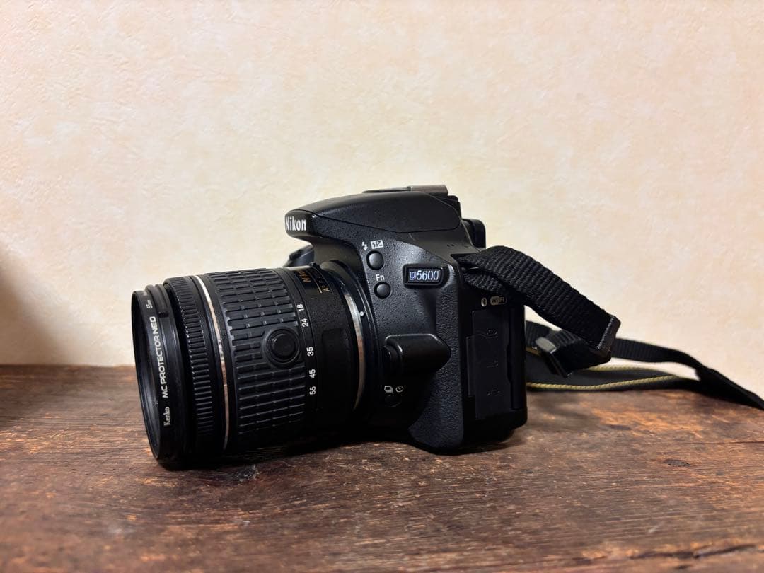 デジタルカメラ Nikon D5600